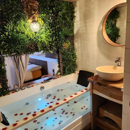 Luxury With An African Vibe * קאקרפו